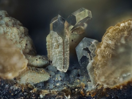 Phillipsite-Ca - Laveissière - Cantal