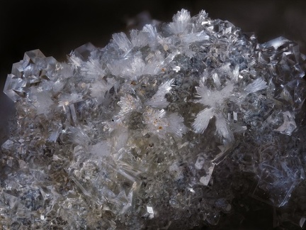 Chabazite-Ca Offretite   - Grange de Ganilh - Laveissière - Cantal