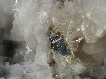 Anatase Rutile - Madone de Fenestre - St-Martin-Vesubie - Alpes Maritimes