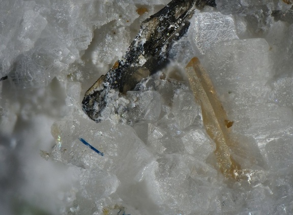 Synchisite-(Ce) - Madone de Fenestre - St-Martin-Vesubie - Alpes Maritimes