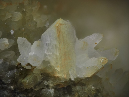 Laumontite - Ravin de Gela - Aragnouet -  Hautes-Pyrénées