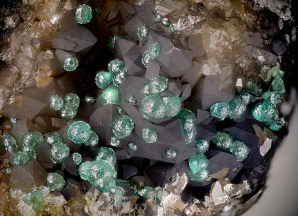 Adamite - Col de St Estèbe - Montgaillard - Aude