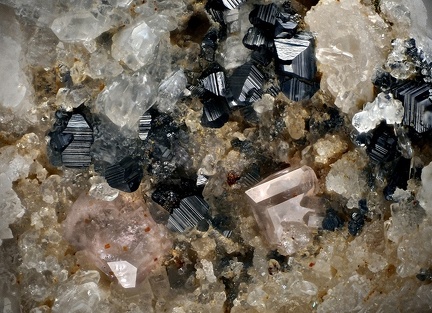 Monazite Anatase - Madone de Fenestre - St-Martin-Vesubie - Alpes-Maritimes