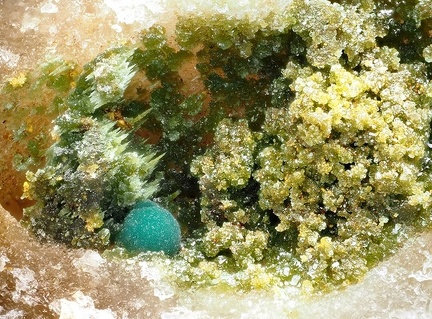 Olivenite Rosasite - Le Tistoulet - Padern - Aude 