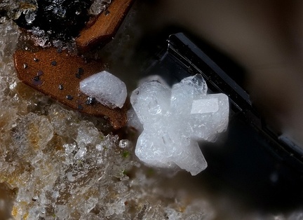 Sanidine Enstatite Pseudobrookite - Puy de Tunisset - Saint-Ours - Puy de Dôme