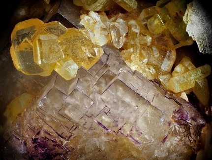 Wulfénite Fluorite - Lantignié - Rhône