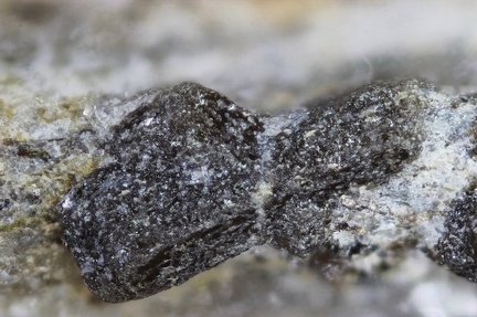 n°129118 - Staurotide - Landudal - Finistère