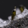 Chabazite sur Epidote -  Cascade Bras Rouge - Cilaos - La Réunion