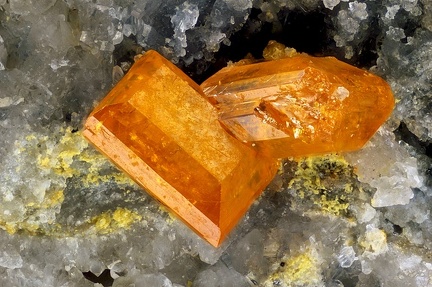 Wulfenite - La Maladrerie - Villefranche-de-Rouergue - Aveyron