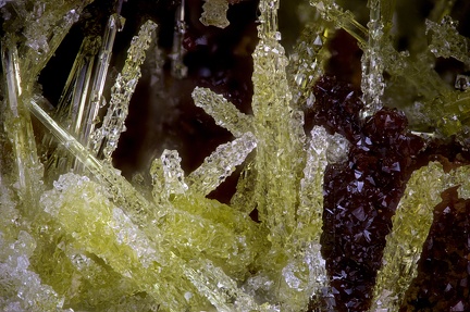 Pyromorphite  Plumbogummite - Fumade - Castelnau de Brassac - Fontrieu - Castres - Tarn