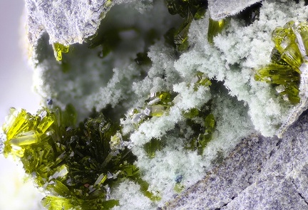 Epidote Pumpellyite - Bras de cilaos - Le Pavillon - Cilaos - La Réunion