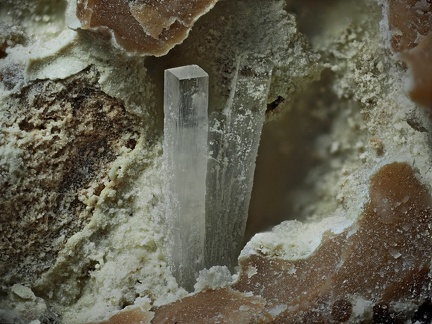  Natrolite - Puy de La Piquette - Veyre-Monton - Puy de Dôme