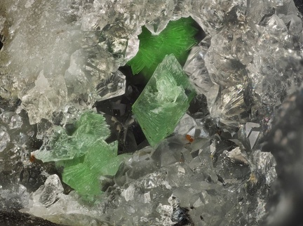 Annabergite - Puy Merle - Saint-Polycarpe - Limoux - Aude