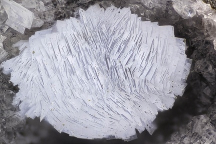 Thomsonite - Vallée de la Papenoo - Tahiti - Polynésie française