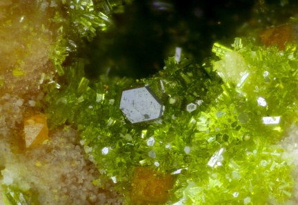 Wulfenite Pyromorphite - Mine du Rossignol - chaillac - Indre