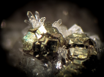 Stilbite Pyrite -  Espira de l'Agly - Pyrénées-Orientales