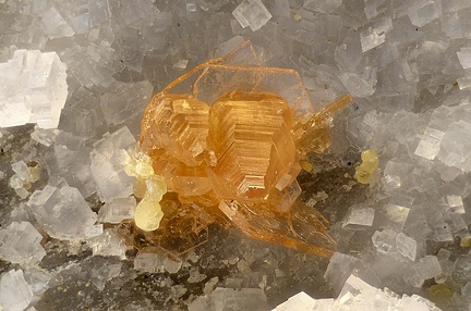 Parisite Synchysite Bastnäsite Clinochlore  Dolomite - Trimouns - Luzenac - Ariège