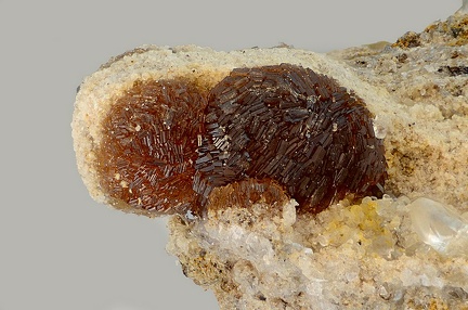 Hémimorphite Calcite - Carrière de Birrity - Arbouet-Sussaute - Pyrénées-Atlantiques