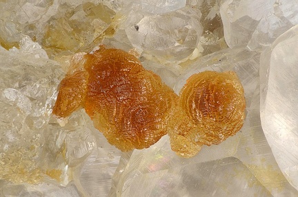 Hémimorphite Calcite - Carrière de Birrity - Arbouet-Sussaute - Pyrénées-Atlantiques