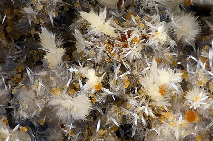 Scholzite Fluorite Hémimorphite - Carrière de Birrity - Arbouet-Sussaute - Pyrénées-Atlantiques