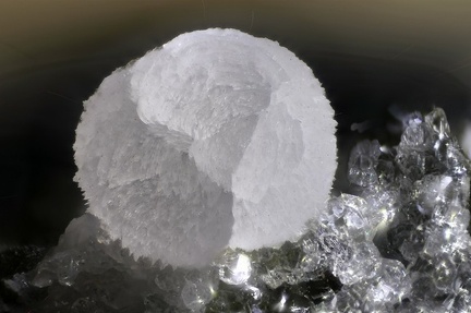  Thomsonite - Vallée de la Papenoo - Tahiti - Polynésie française
