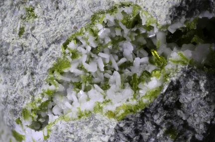 Epidote Albite - Vallée de la Papenoo - Tahiti - Polynésie française