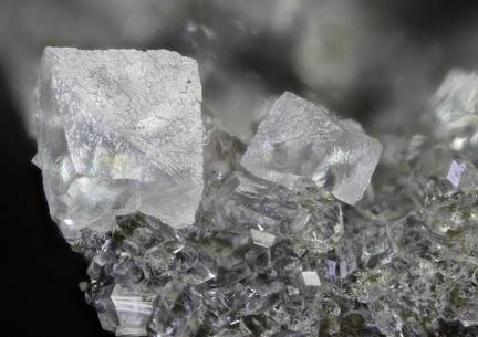 n°115075 - Calcite - Grange de Ganilh - Laveissière - Canta