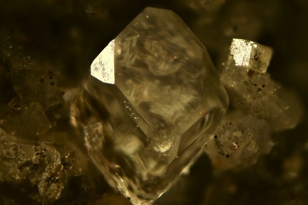 n°130091 - Barite -  Les Malines - Vieux travaux - Saint Laurent le Minier - Gard