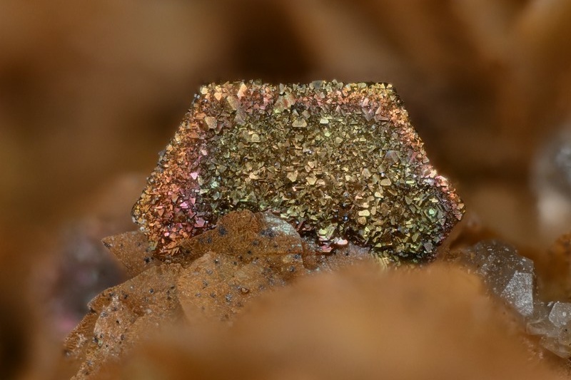 cristal 2mm Pseudomorphose pyrrhotite en pyrite cristal 2 mm peyrebrune.jpg