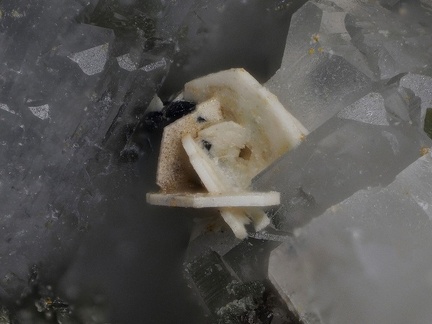 Monazite - Rocher du Bari - Mercus Garrabet - Ariège