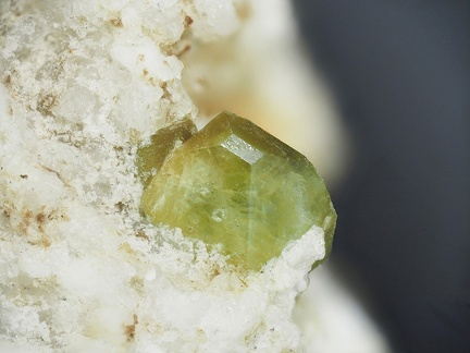 Titanite - Rocher du Bari - Mercus Garrabet - Ariège 