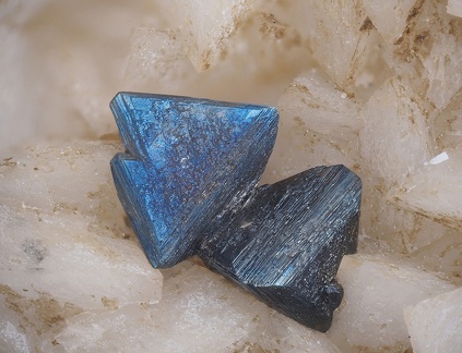 Tetraedrite Dolomite - Carrière d'Usclas-du-Bosc (Loiras) - Le Bosc - Hérault 