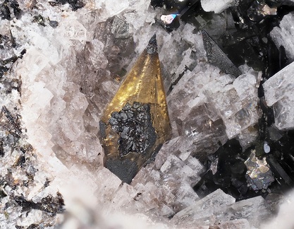 Titanite - Ravin des Chomets - Mont-Dore - Puy de Dôme 