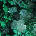 n°112211 - Cérusite sur malachite  - Puechiguier  - Aveyron