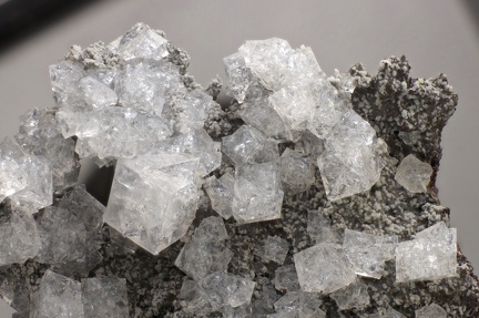 n°143095 - Chabazite - Mont Mérenc - Les Estables - Haute-Loire