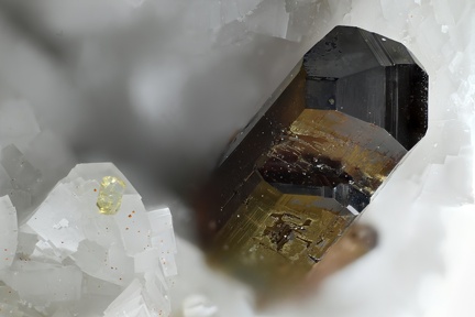 Allanite-(Ce), Xenotime-(Y) - Trimouns - Luzenac - Ariège