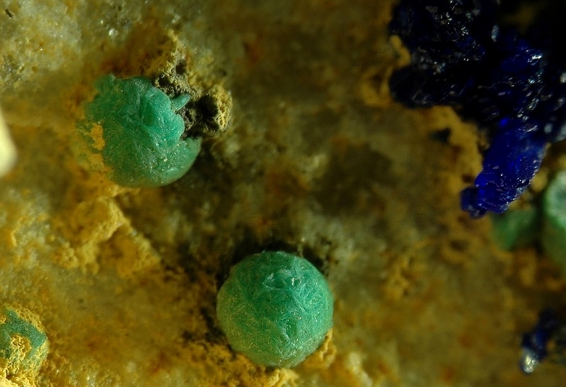 Theisite -Le Tistoulet -Padern- Aude - JCD - Champ 3mm.jpg