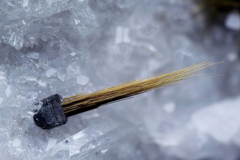 champ 4,5mm anatase rutile 22 st gelven fov 4,5mm (Copier AFM).jpg