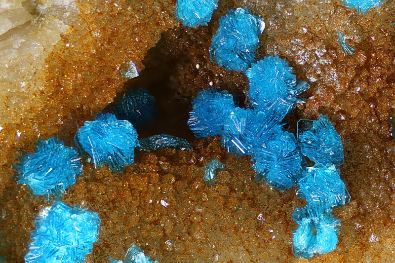 Richelsdorfite AFM.jpg