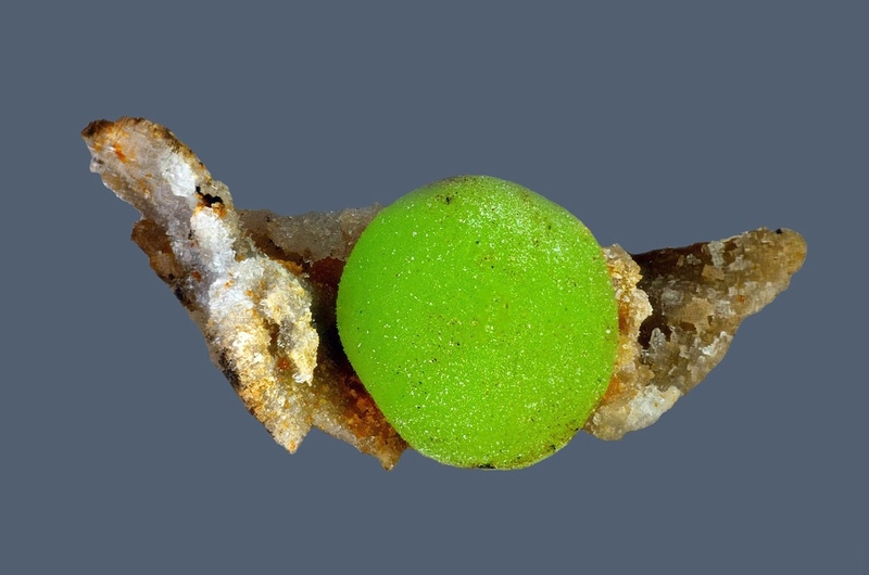  Pyromorphite - Carrière du Rivet - Montredon-Labessonié - Tarn