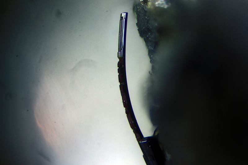 143102_PSEUDOBROOKITE_Ph.jpg
