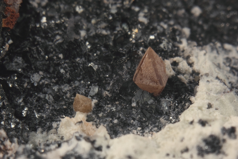13_cristal=1mm.jpg
