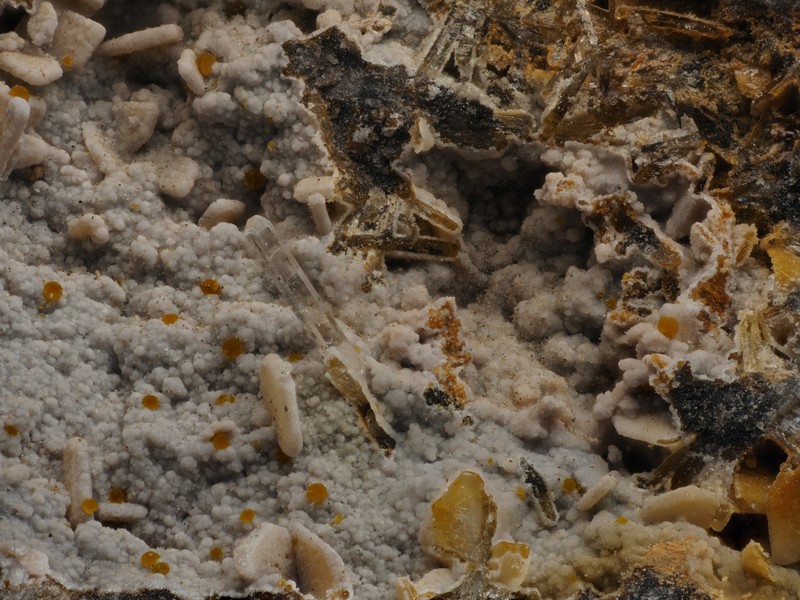 champ 3,2mm barite wavellite arbouet pyrenees atlantiques ch 3.2mm.jpg