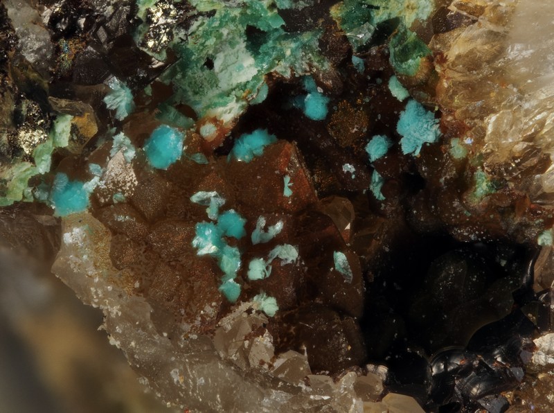 richelsdorfite st polycarpe  aude ch2mm.jpg