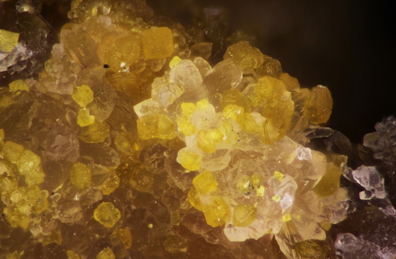 Cyrilovite_Commanderie_97p_10x_fov=2mm_001R.JPG