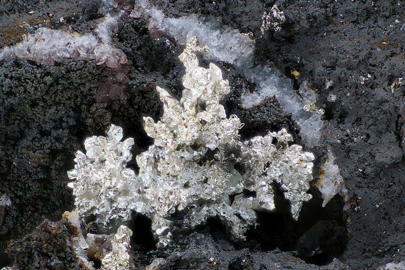 Argent - Poullaba vein - Locmaria-Berrien - Poullaouen - Châteaulin - Finistère - SL - Champ 2,5mm.jpg
