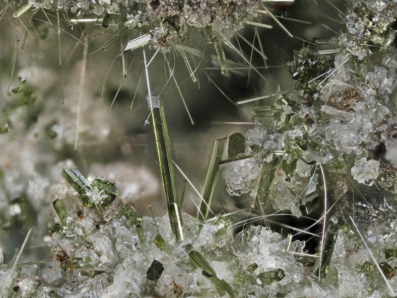 diopside ch2.2mm.jpg