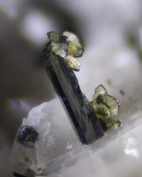 brookite-aegirine 974-356-1a cv 2,5mm.jpg