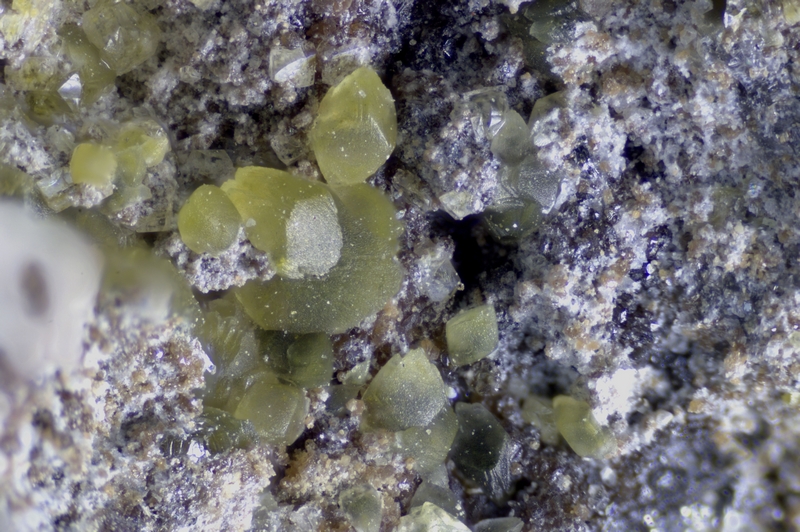 champ 2.62mm 225-1078-16 Smithsonite - Les Vieux Travaux (Gard - France) - FOV 2.62 mm.jpg